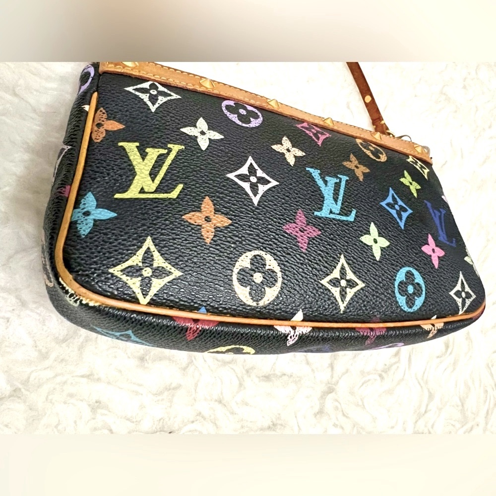 Louis Vuitton Black Clutch with Leather Trim - Picture 5 of 12